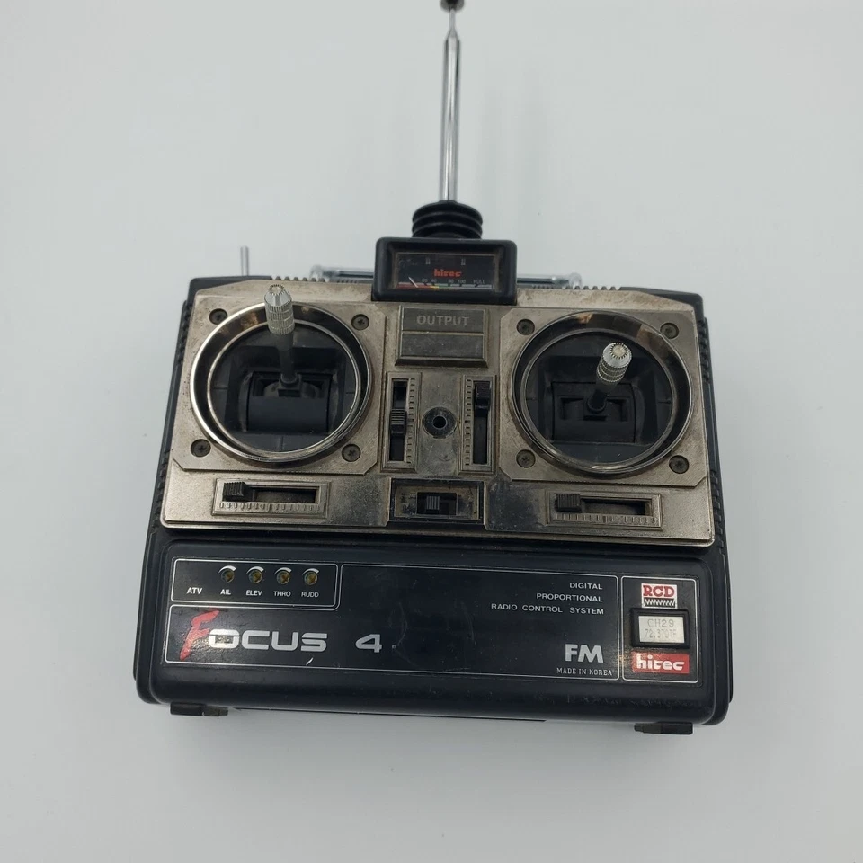 Hitec Focus 4 R/C Radio Control Transmitter Only - Spares or Repair - Image 2 of 4