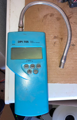 Druck DPI 705 Digital Pressure Indicator 30 PSI Gauge   Untested   With Hose