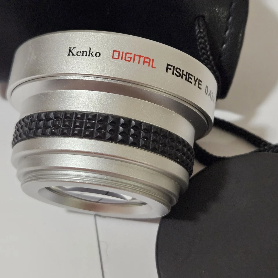 Kenko 0.43X Fisheye Super Wide Angle Lens for 37mm Camcorder (SGW-043) - Image 2 of 4
