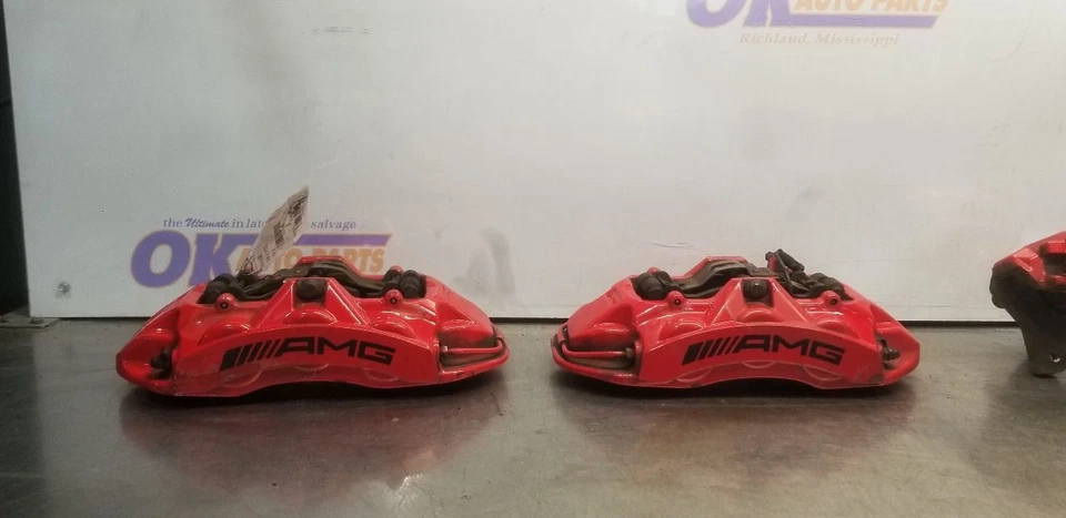 15 MERCEDES BENZ G63 AMG W463 BRAKE CALIPER SET FRONT AND REAR RED Foto 2 de 4