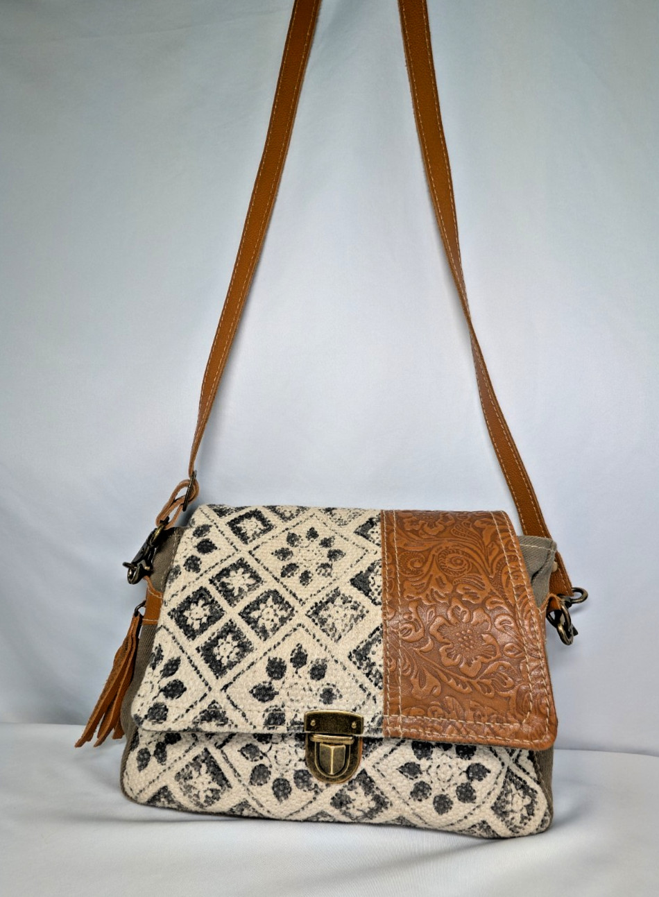 Myra Spellbound Bag *Adjustable Strap* Crossbody … - image 1