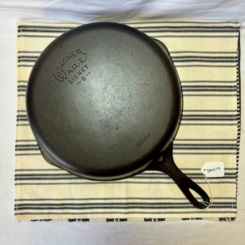 Wagner Ware Sidney O No. 10 Cast Iron Skillet 1060 B