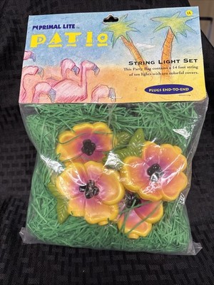 VTG Primal Light Fun Lights 14 Foot String Light Set Blow Molds Flowers
