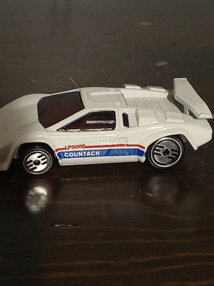 VINTAGE HOT WHEELS LAMBORGHINI LP500S COUNTACH WHITE UH 1989 MALAYSIA*NEAR MINT  - Image 3 of 4