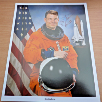 STANLEY LOVE Autogramm NASA Astronaut Space Shuttle Atlantis STS  ca.25,5x20,5cm