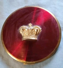 Vintage Gold Tone Red Finish Rho-Jan Crown Fleur De Lis Compact.