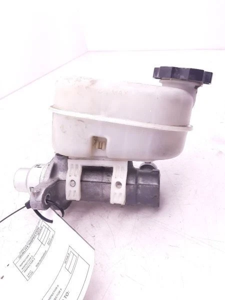 Cilindro maestro de freno Freno Opt JL9 09-11 Cadillac DTS 20943078 Foto 4 de 4