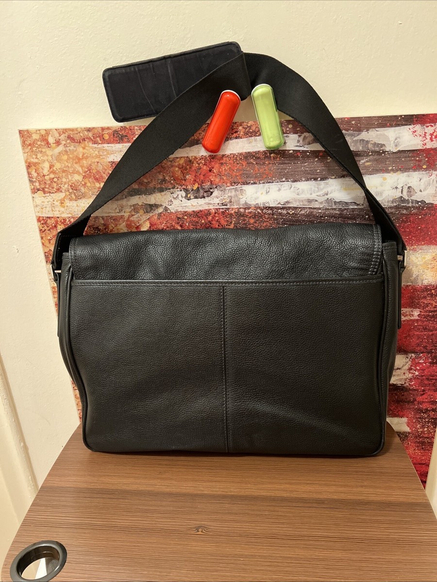Banana Republic Black Leather Work Messenger Briefcase Laptop Bag