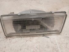 85-86 Mx73 Toyota Cressida Headlight Passenger Side Oem 85-86 Mx73 Toyota Cressida Headlight Passenger Side Oem
