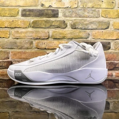 Preços baixos em Jordan Luka .77 Back to School | eBay