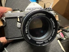 Pentax ME  35mm SLR Film Camera with SMC Pentax-M 50 mm lens UNTESTED