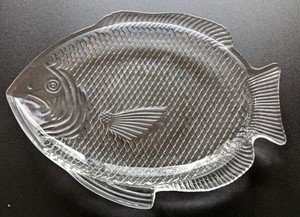 Vintage Anchor Hocking Glass Fish Shaped 10 3/4" X 8" Platter Oven-Proof USA