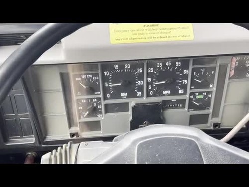 International 4700 5 Yard Truck Tractor Hydraulic Dump Bed PTO Automatic bidadoo - Video 1 of 1