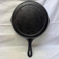 Vintage 3 Notch Lodge #6 In Excellent Restored Condition Cast Iron Skillet