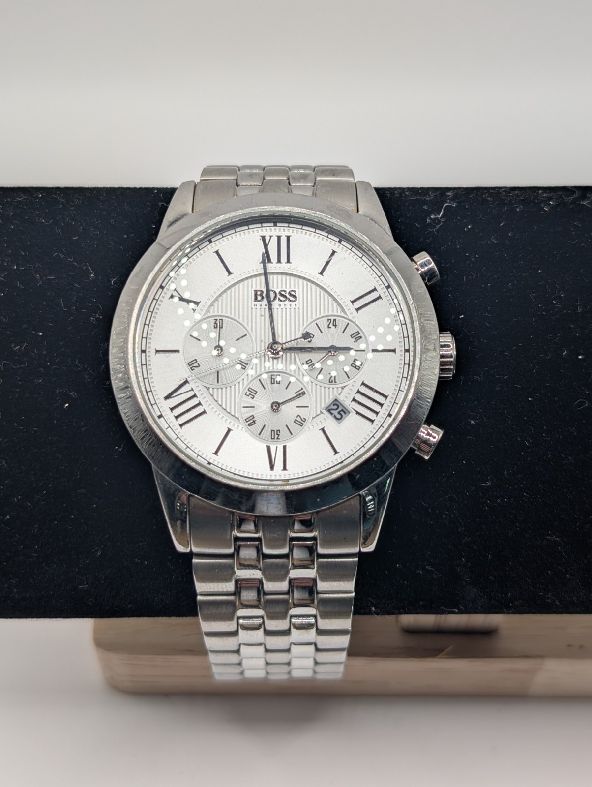 Hugo Boss Mens 43mm Stainless Steel Quartz Chronograph Watch Silver Dial