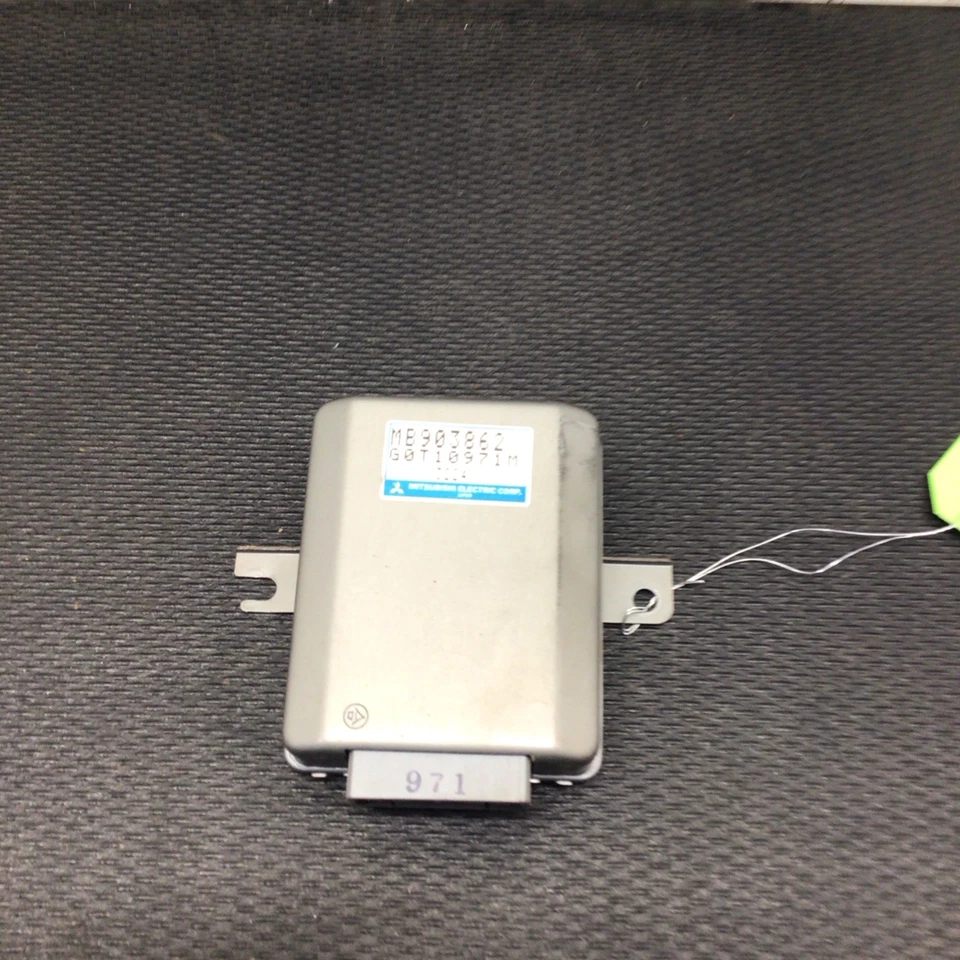 Dodge Stealth Base AT 6G72 1993 (SOHC) unidad de control de crucero Foto 2 de 4