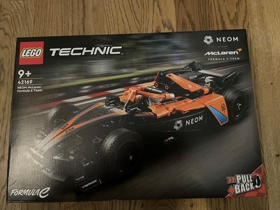 LEGO TECHNIC: Neom Mclaren Formula E Race Car (42169)