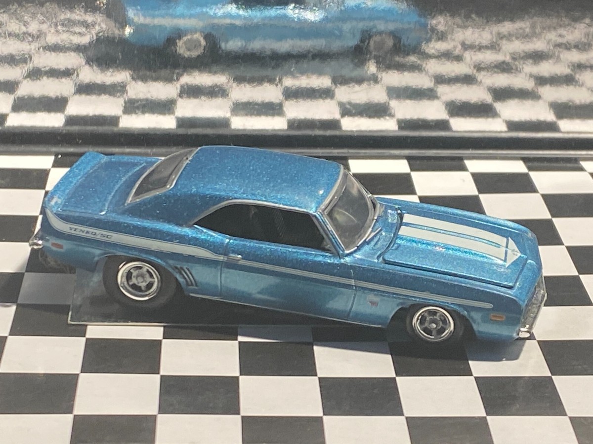 1/64 FAST & FURIOUS 1969 CHEVROLET CAMARO YENKO BLUE WITH