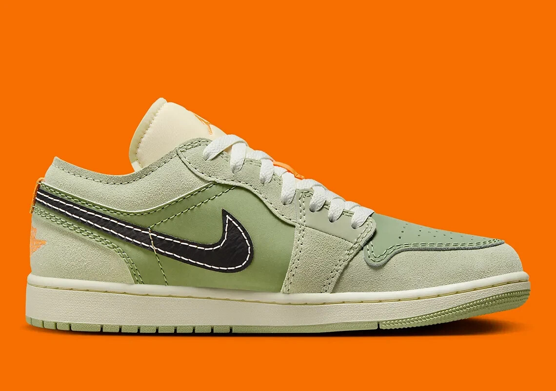 nike dunk low light olive