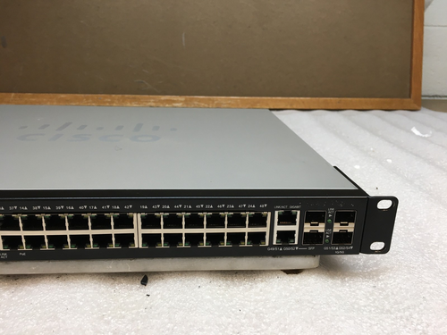 Cisco SG500-52P SG500-52P-K9 V05 52-Port Gigabit PoE Stackable Managed Switch - Afbeelding 3 van 8