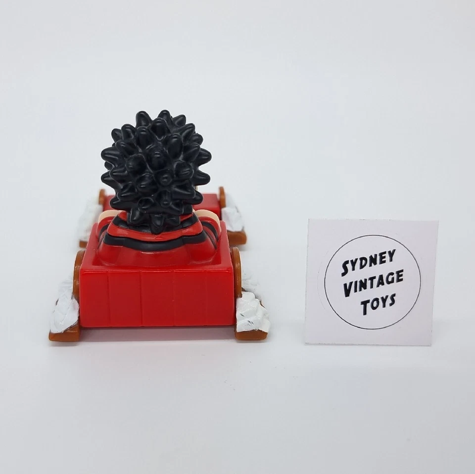 De colección The Beano Dennis The Menace Bash Street Niños Cómic Burger King Pull Back Foto 3 de 4