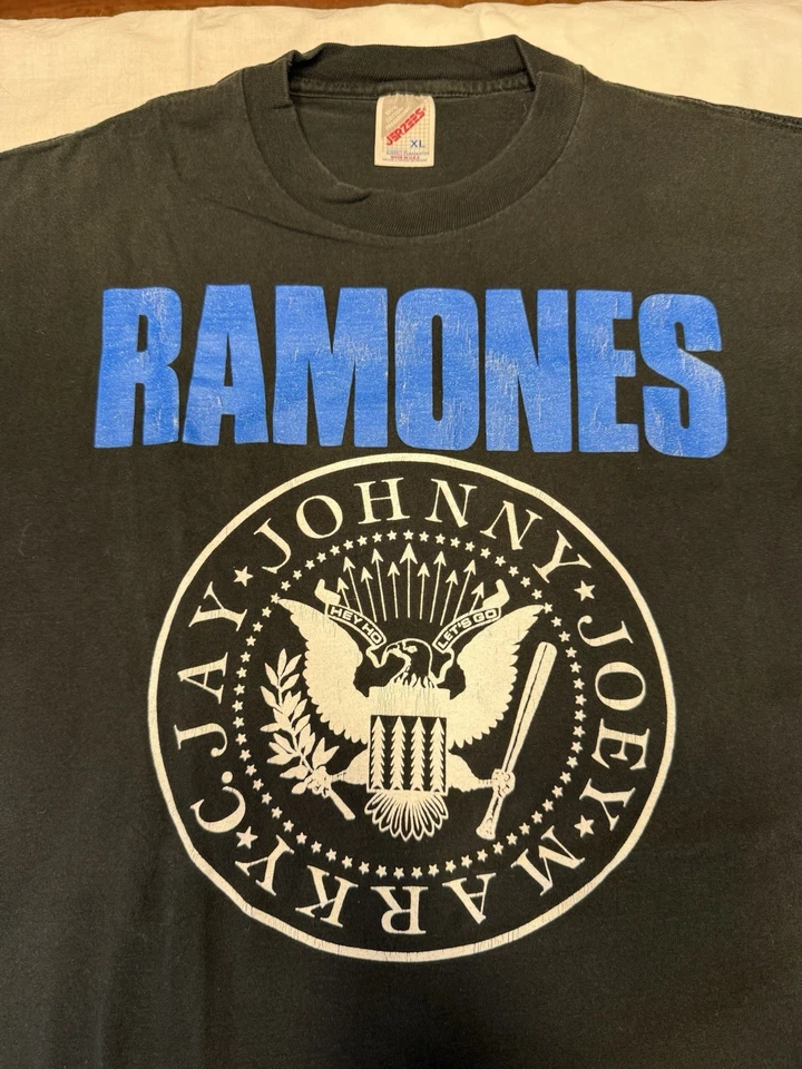 Camiseta De Colección Años 90 Ramones Adios Amigos Tour Fechas Talla XL Japón, Arg, Fechas EE. UU. Foto 3 de 4