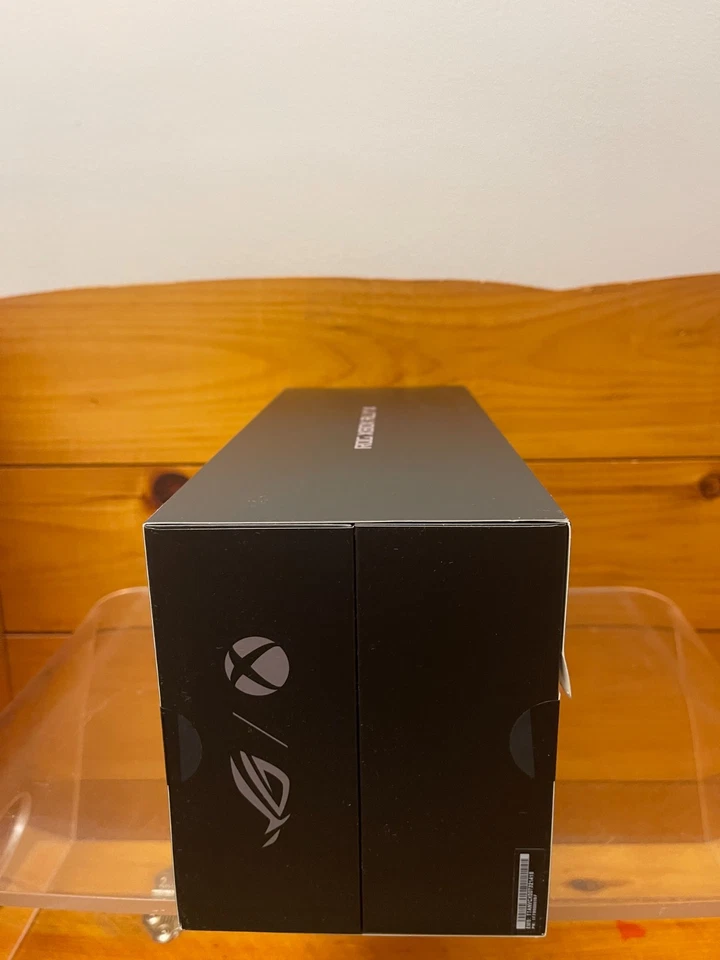 ASUS ROG Xbox Ally X -120Hz Gaming Handheld - AMD Ryzen AI 1TB NEW FREE SHIP* - Image 3 of 4