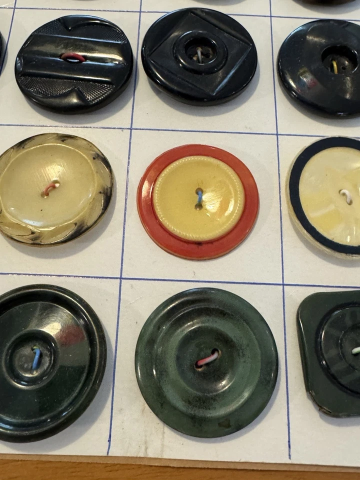 30 Old Vintage Celluloid Buttons on Collector's Card Large 1.5" Diameter - Image 4 of 4