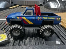 c1983 vintage Tonka Blue Mud Runner 4 x 4 pick up truck with play wear