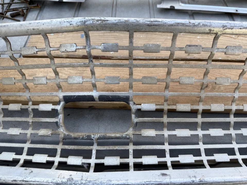 Ford Galaxie 500 1963 parrilla delantera Foto 4 de 4