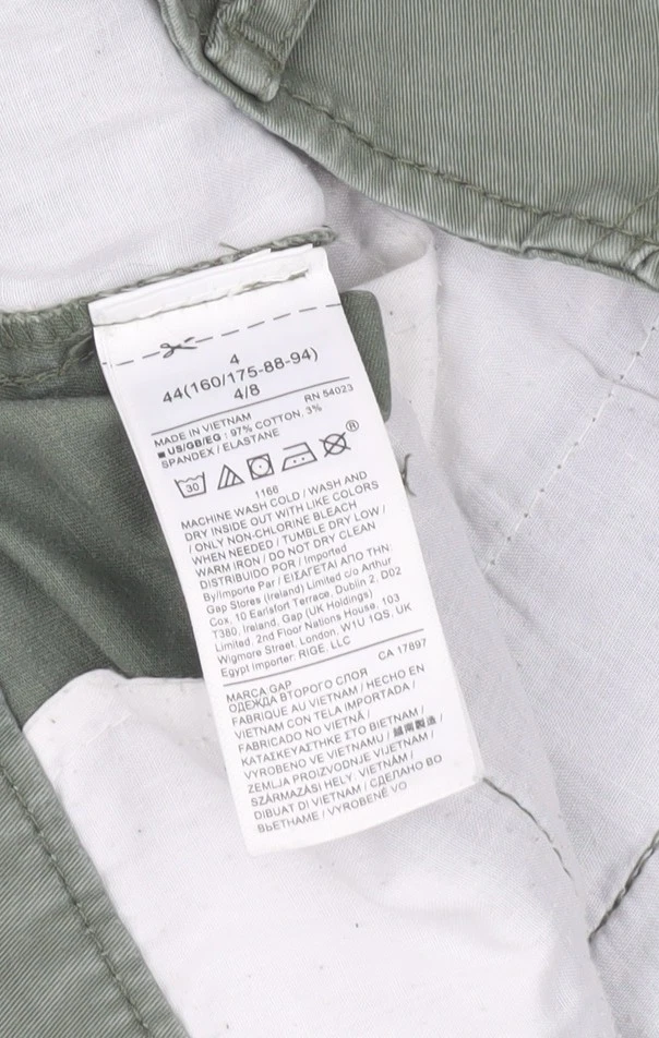 GAP Women's Green Chino Shorts Size 4 - Image 3 of 4