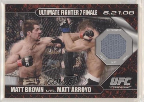 PGI 8 CB Dollaway 2009 Topps UFC #A-CBD UFC Round 1 Auto Rookie Card