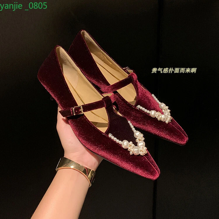 Zapatos de salón de cuero de gamuza perla con hebilla en punta diseño cómodo de moda Foto 3 de 4