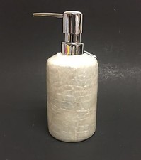NEW OFF WHITE,IVORY TEXTURED CERAMIC BATHROOM SOAP,LOTION DISPENSER+SILVER