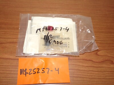 Red Dialco Indicator Light MS25257-4