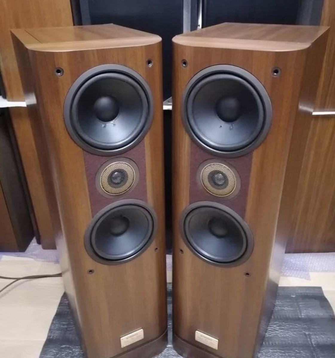 〚美品〛✦PIONEER スピーカーシステム S-99T 2台 連番✦ 美品〛✦PIONEER スピーカーシステム S-99T 2台 連番✦ - メルカリ