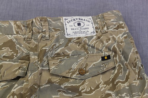 LUCKY BRAND LOGO Boys BEIGE CAMO CAMOUFLAGE CARGO SHORTS NWT Size 12 $44 - Picture 3 of 4
