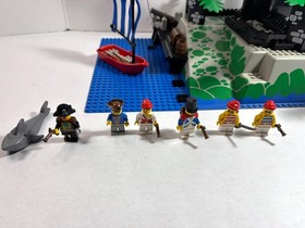 LEGO Pirates I: Rock Island Refuge 6273 (1991) Rare. Vintage. LOT B instructions