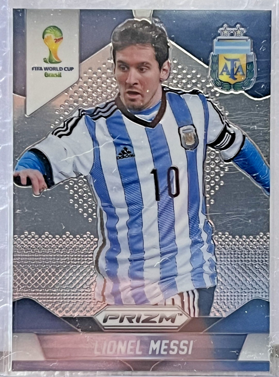 2014 PANINI PRIZM WORLD CUP LIONEL MESSI BASE CARD  *NM-M* view 2