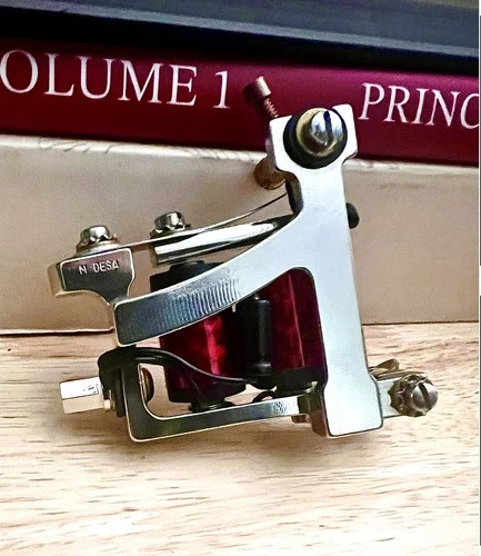 Mario Desa Shader - Coil Tattoo Machine That Runs Fantastic, Well Taken Care Of video thumbnail