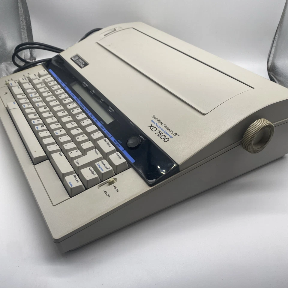 复古 Smith Corona XD 7500 打字机 已测试 带保护套和手册 — 第 3/4 张图片