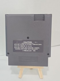  NFL Football NES Video Game W/ OEM Nintendo Rental Case