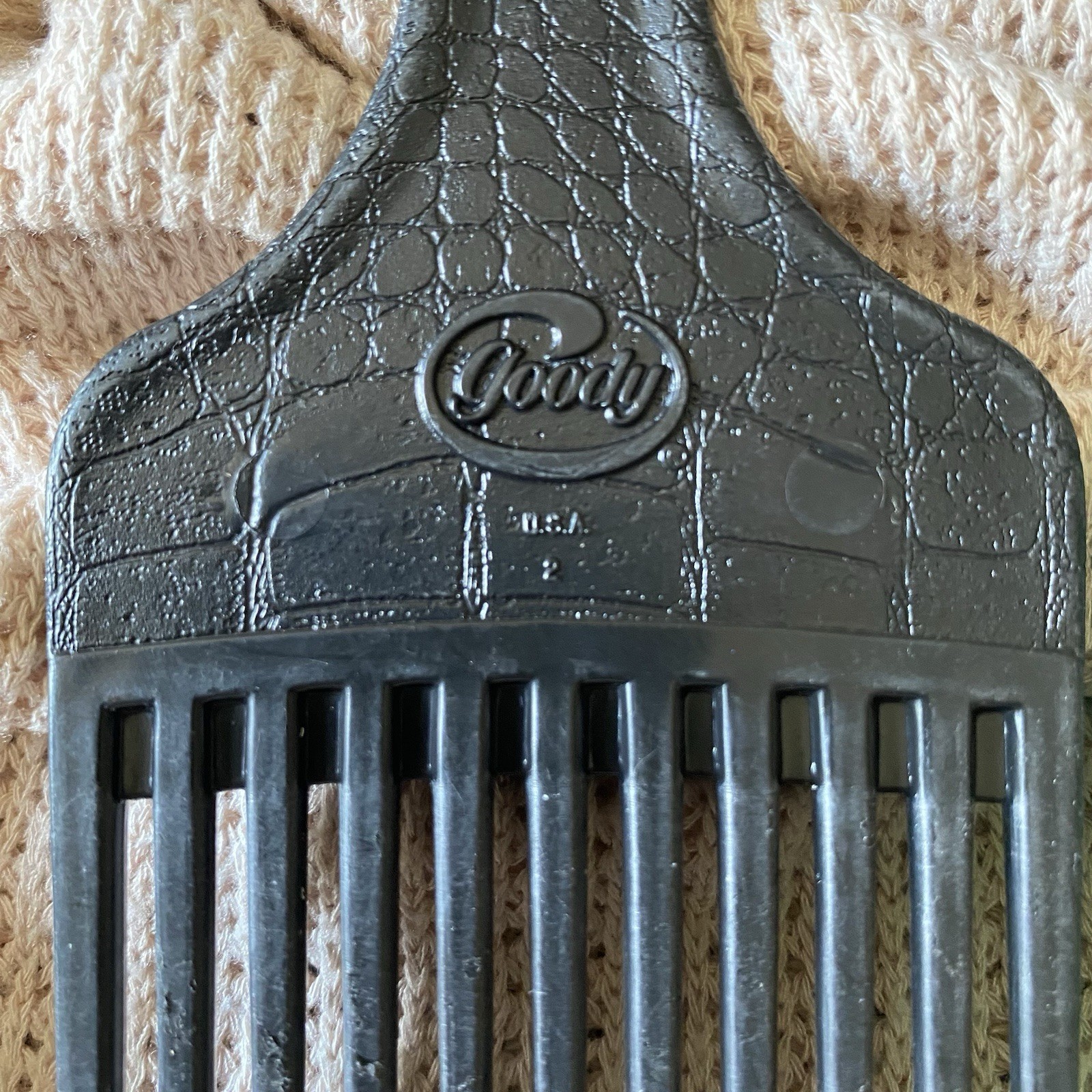 Vintage GOODY Plastic Hair Pick Afro Lift Comb Crocodile Textured 6.5" USA Lot