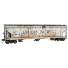 Micro Trains Accurail 2000-003 HO Scale UP  3-Bay Covered Hopper Kit Weathered