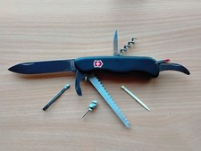 Victorinox Hunter schwarz mit Zubehör, unbenutzt, ungetragen, top Zustand!