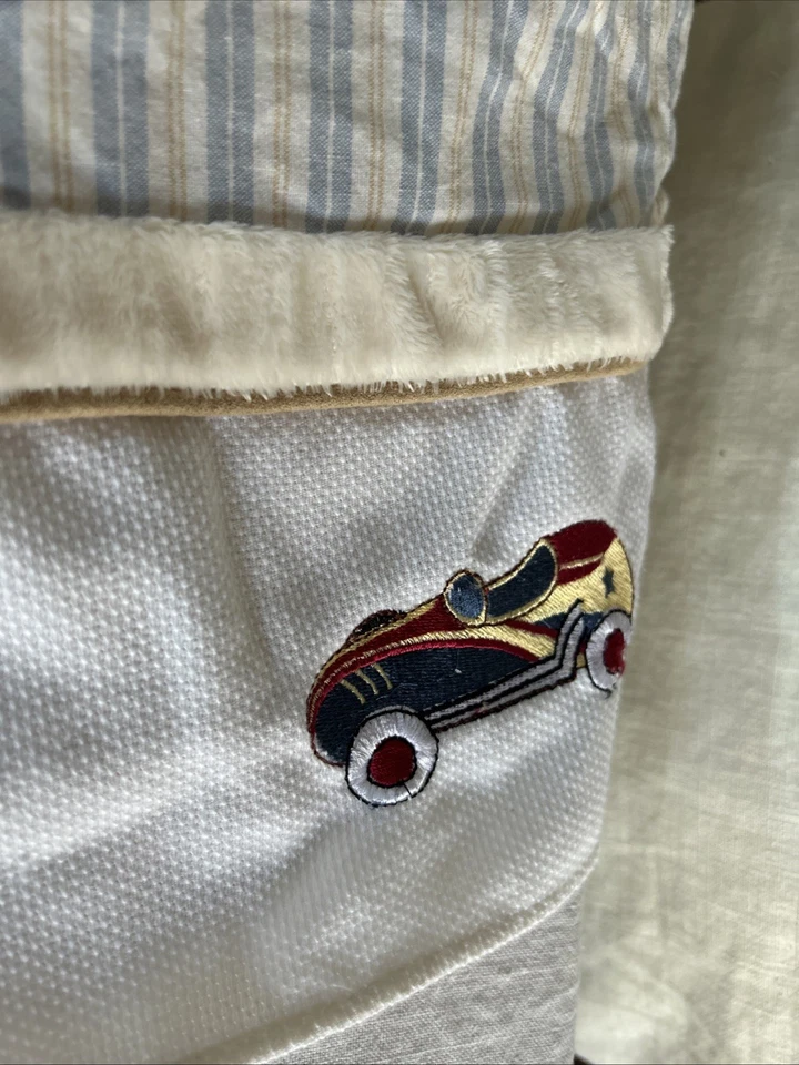 Falda Cuna Kids LIne Dos Valencias Niños Viaje Deportes Tema Crema Y Azul Usada en Excelente Condición Foto 3 de 4