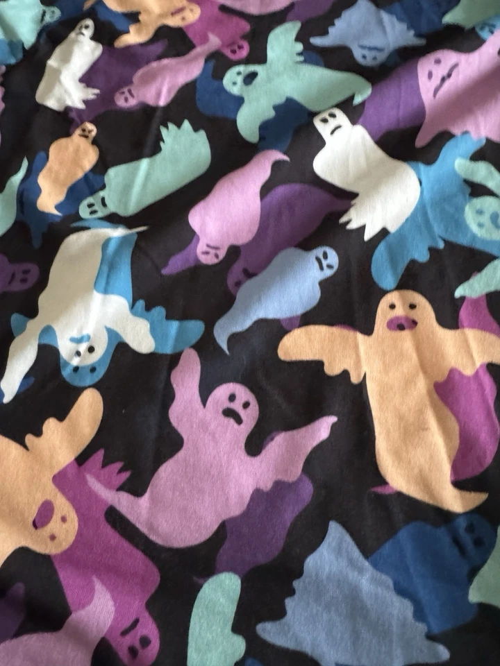 LuLaRoe 全新带标签 12 码斯隆衬衫带万圣节幽灵印花 — 第 3/4 张图片