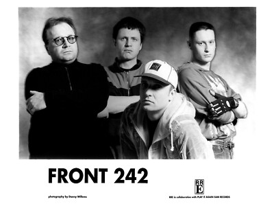 Front 242 - Promo Photo 1993 - 05:22:09:12 Off - 06:21:03:11 Up Evil - EBM