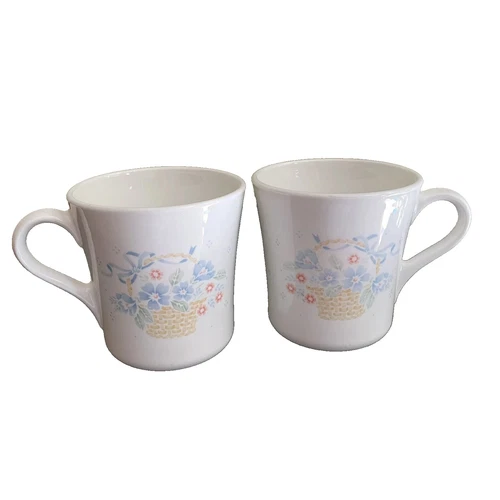 VINTAGE Corning Ware Corelle Country Cornflower Coffee MUG Cups Set of 2