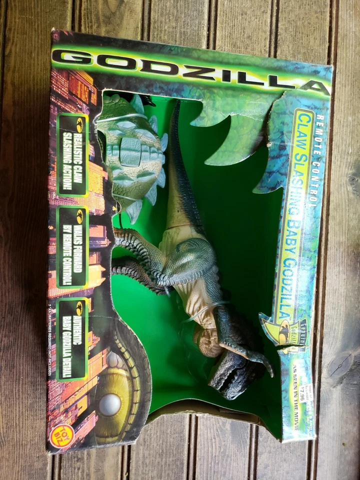 De colección 1998 Control Remoto Godzilla Garra Cortando Bebé Godzilla NUEVO Nunca abierto Foto 4 de 4